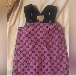 Gucci Baby Girl Dress or jumper in pink with the iconic GG monogram